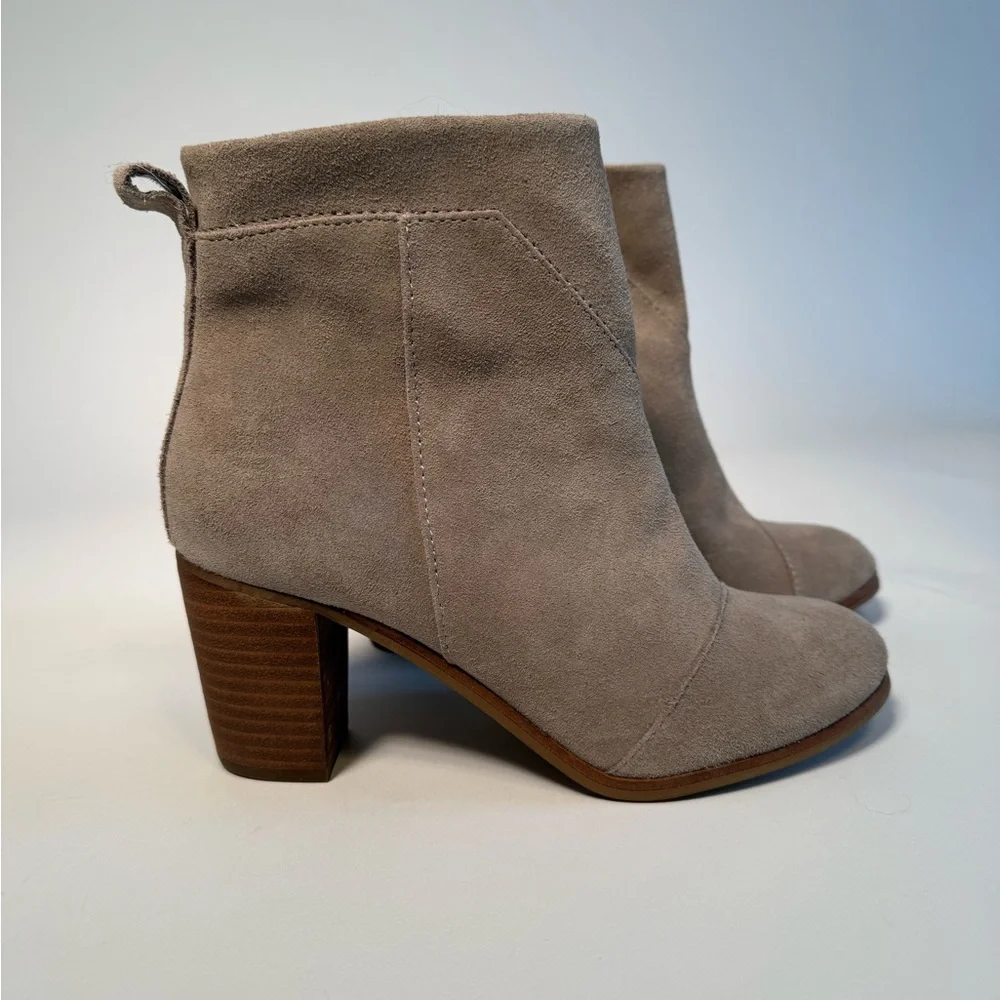 TOMS Lunata Suede Ankle Booties Desert Taupe Tan Block Heel Size 7 Western Boho - Picture 11 of 11